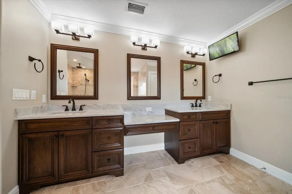 422 55th Avenue St Pete Beach FL 33706
