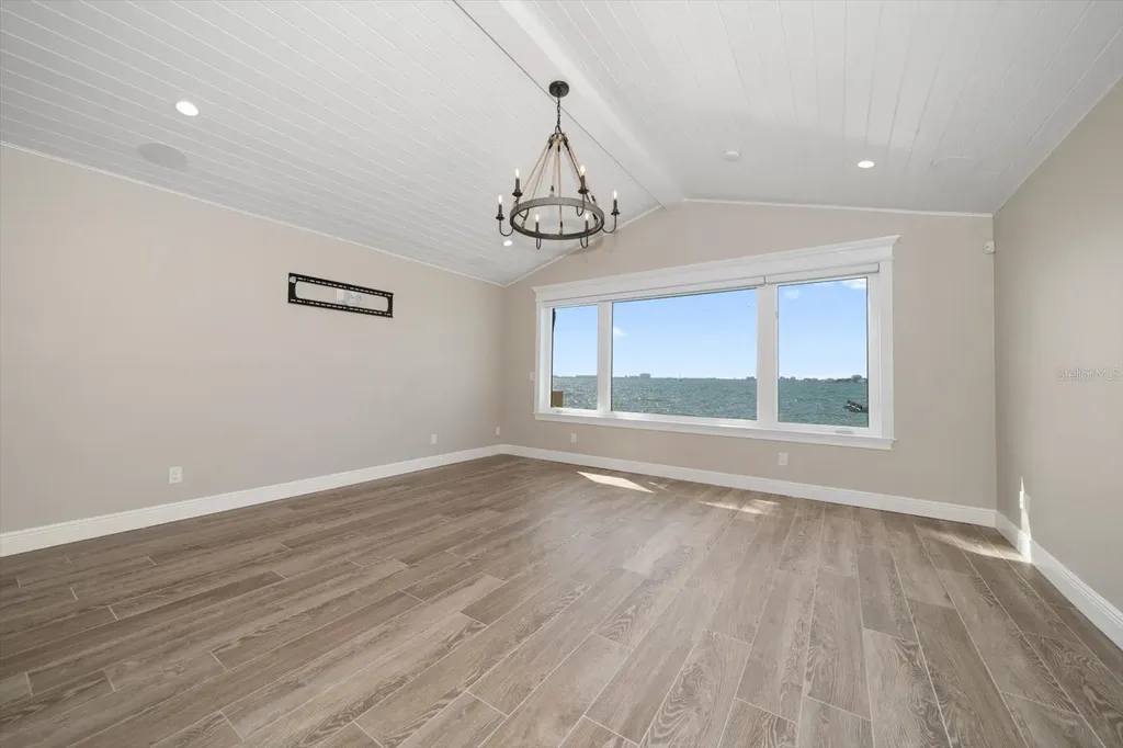 422 55th Avenue St Pete Beach FL 33706