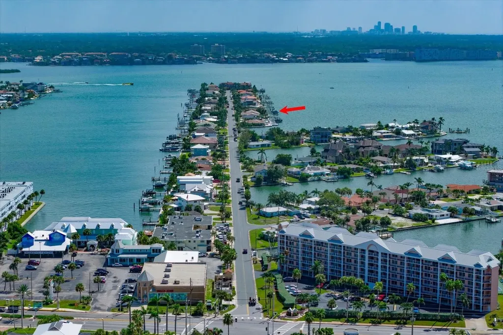 422 55th Avenue St Pete Beach FL 33706