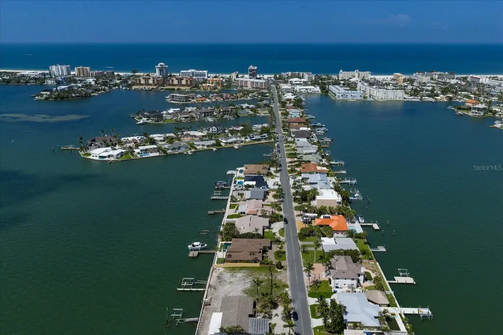 422 55th Avenue St Pete Beach FL 33706