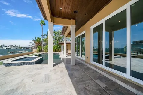422 55th Avenue St Pete Beach FL 33706