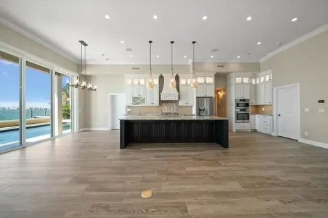 422 55th Avenue St Pete Beach FL 33706