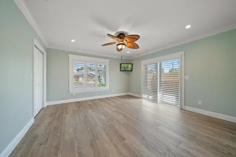 422 55th Avenue St Pete Beach FL 33706