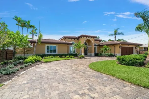 422 55th Avenue St Pete Beach FL 33706