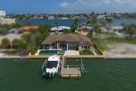 422 55th Avenue St Pete Beach FL 33706