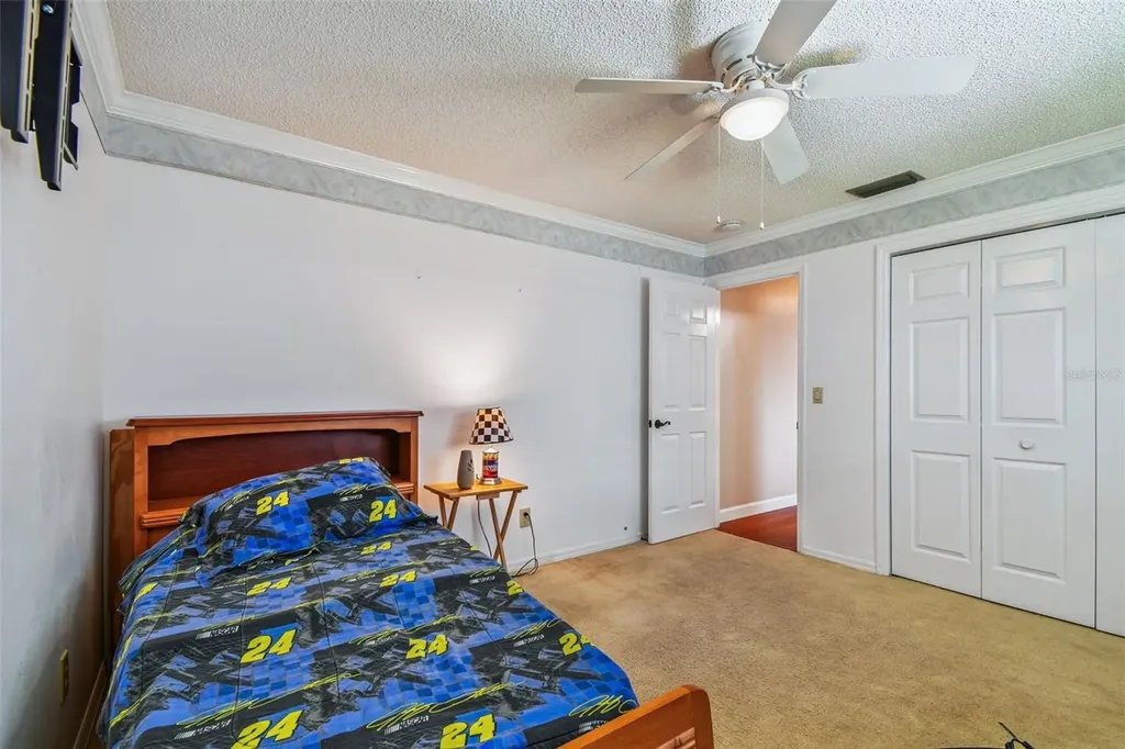 6006 Redhawk Drive New Port Richey FL 34655