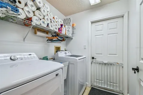 6006 Redhawk Drive New Port Richey FL 34655