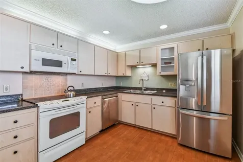 6006 Redhawk Drive New Port Richey FL 34655