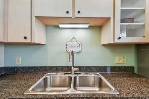 6006 Redhawk Drive New Port Richey FL 34655