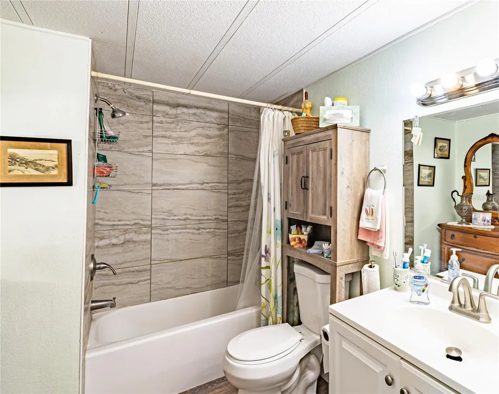 7122 El Greco Street Zephyrhills FL 33541