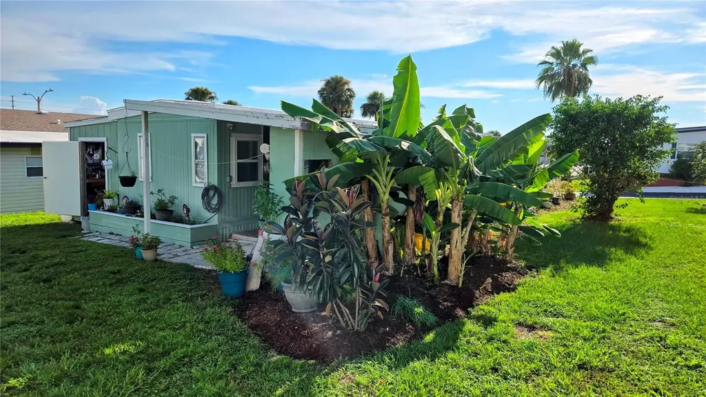7122 El Greco Street Zephyrhills FL 33541