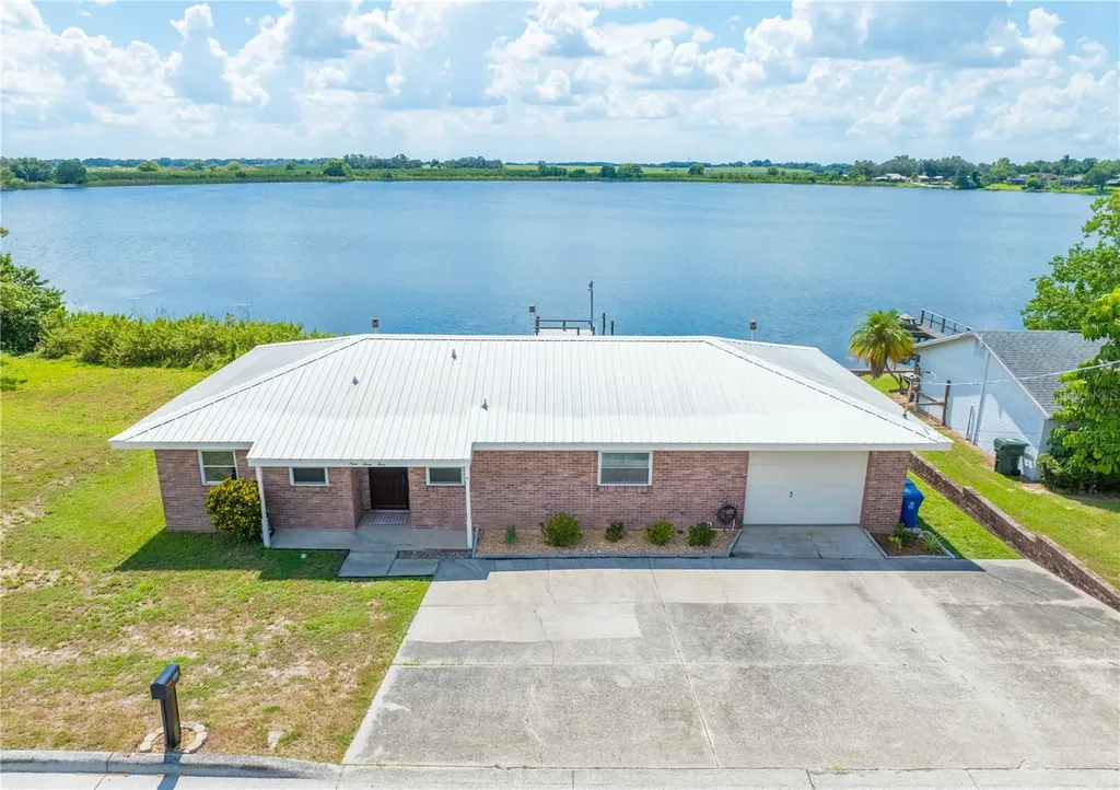 935 S Buena Vista Drive Lake Alfred FL 33850