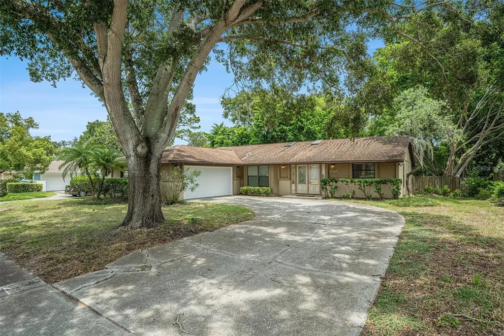 2057 Brent Place Palm Harbor FL 34683