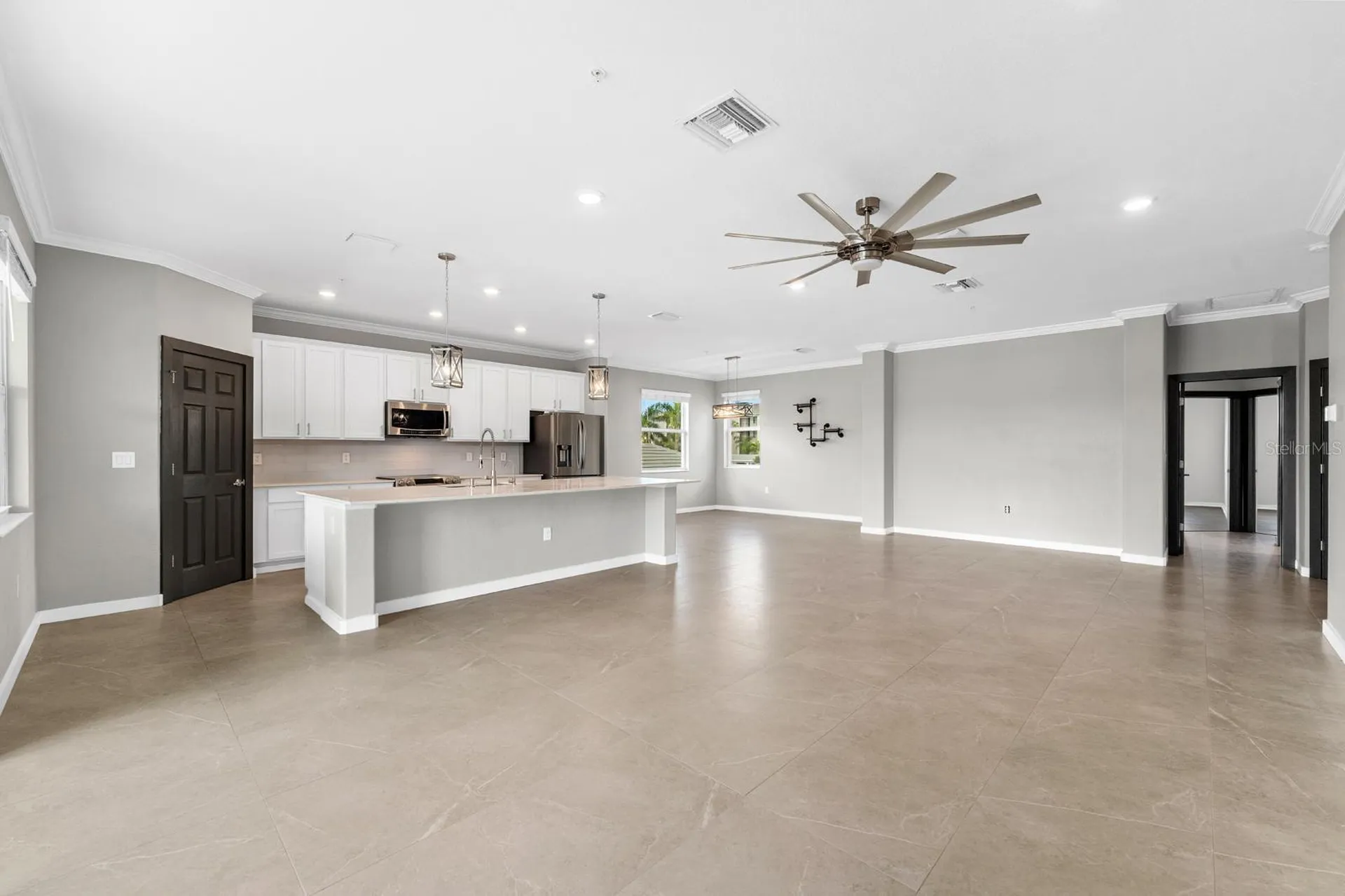 933 Tidewater Shores Loop Bradenton FL 34208