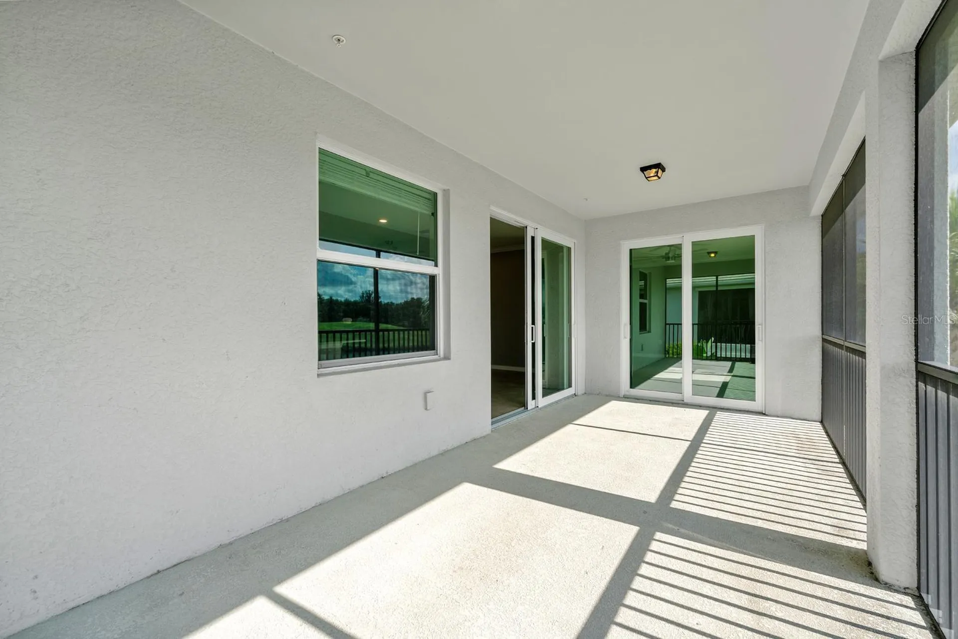 933 Tidewater Shores Loop Bradenton FL 34208