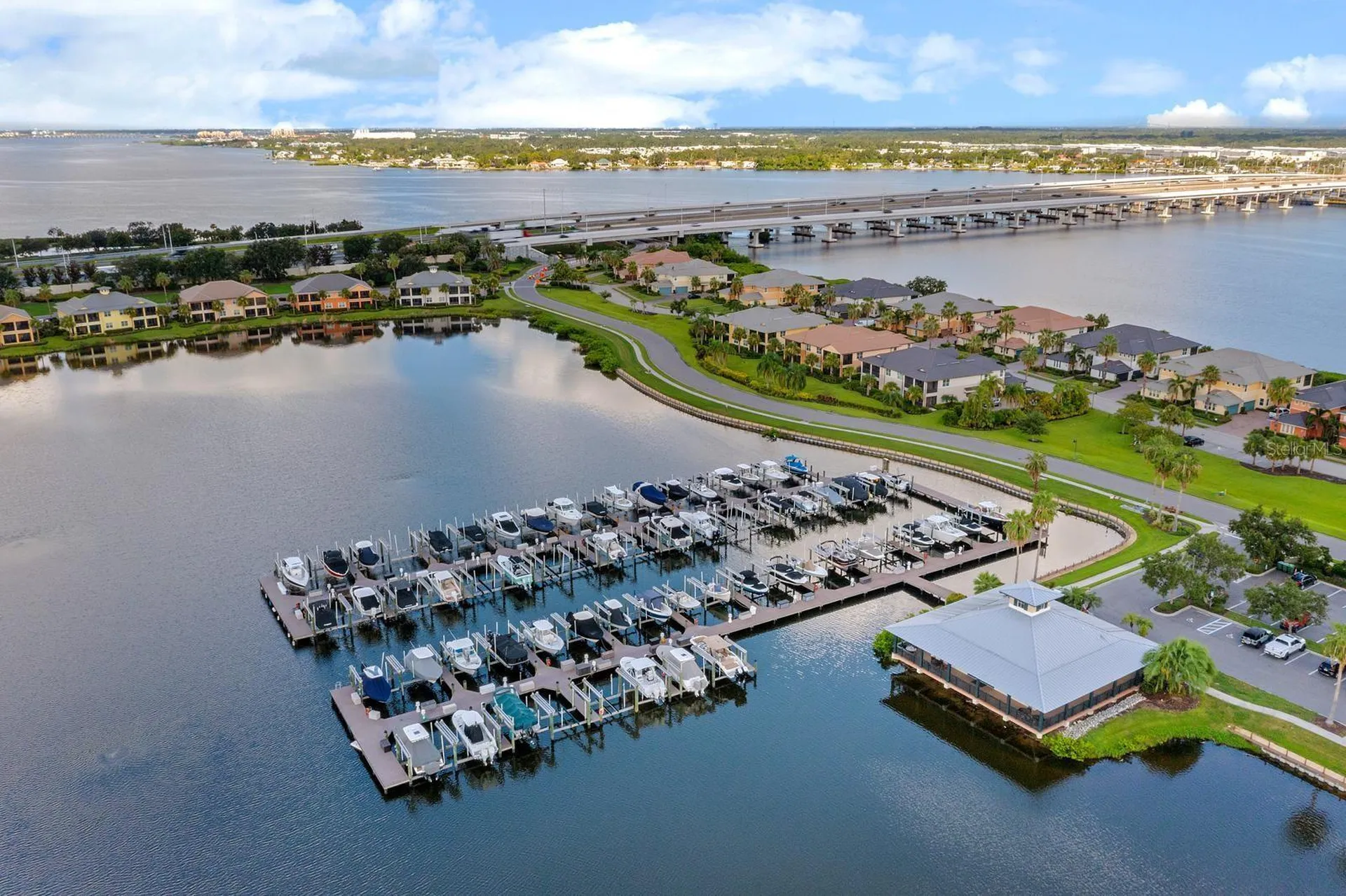 933 Tidewater Shores Loop Bradenton FL 34208