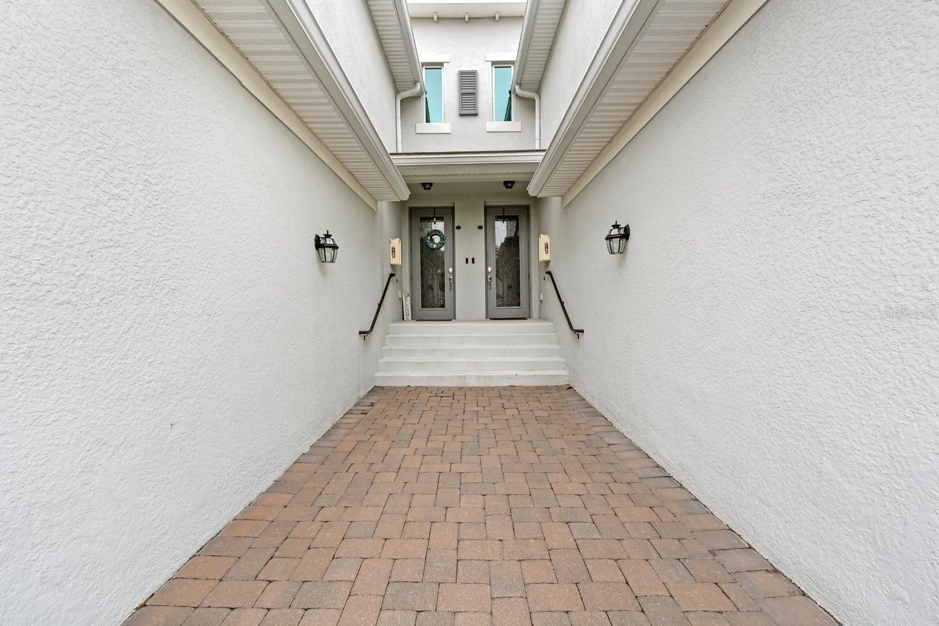 933 Tidewater Shores Loop Bradenton FL 34208