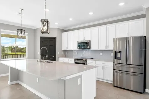 933 Tidewater Shores Loop Bradenton FL 34208