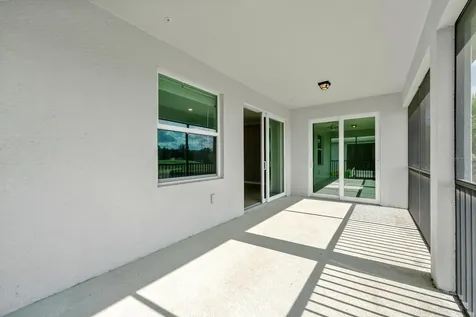 933 Tidewater Shores Loop Bradenton FL 34208
