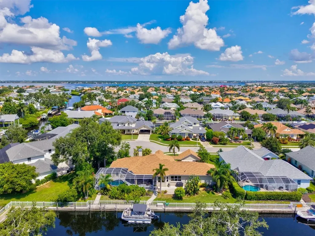 4712 Compass Drive Bradenton FL 34208