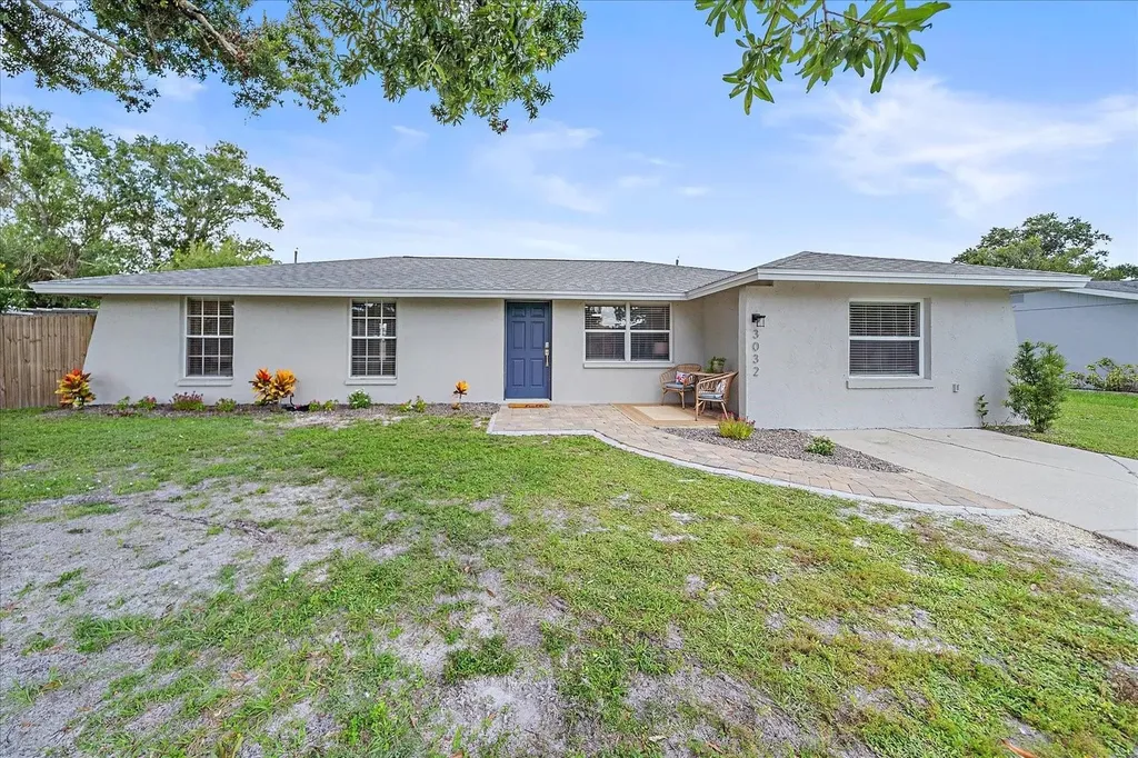3032 Golden Rain Drive Sarasota FL 34232