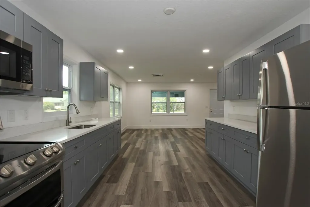4925 Magnolia Avenue Mulberry FL 33860