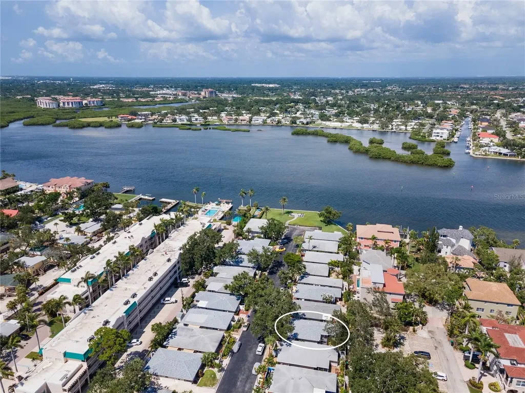 6005 Midnight Pass Road Sarasota FL 34242