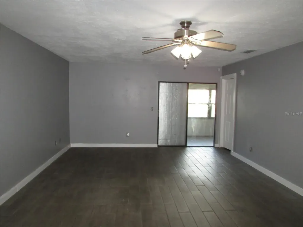 12715 Raeburn Way Tampa FL 33624