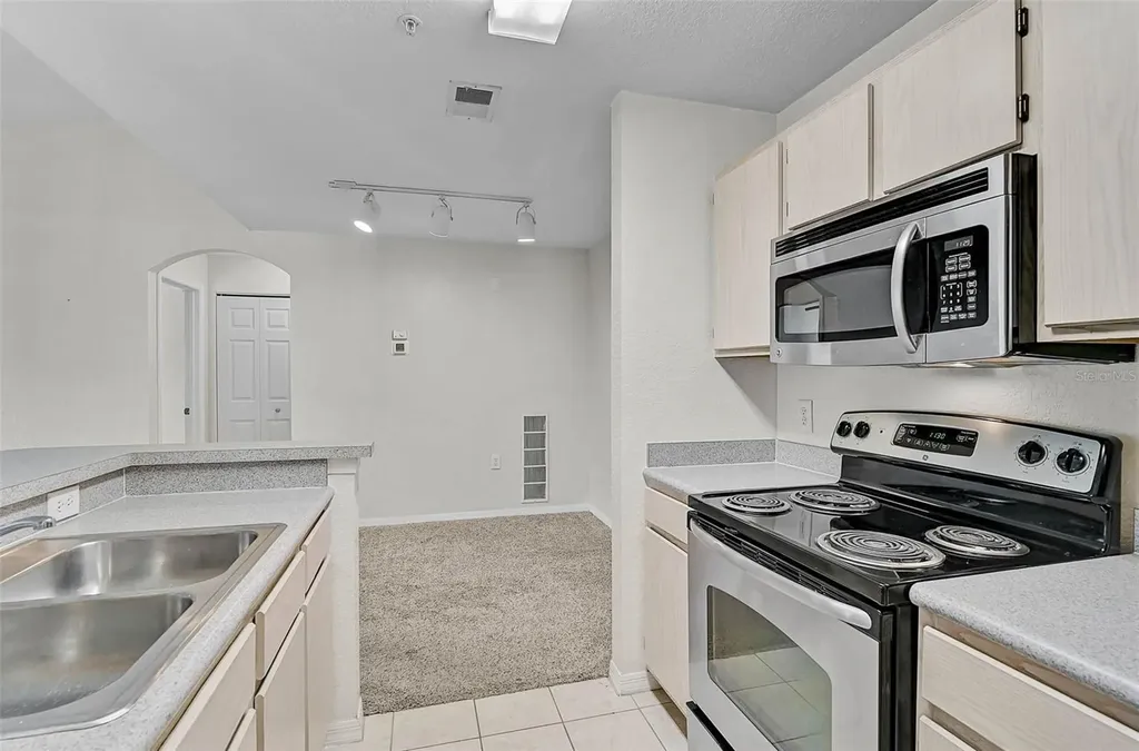 8827 Manor Loop Lakewood Ranch FL 34202