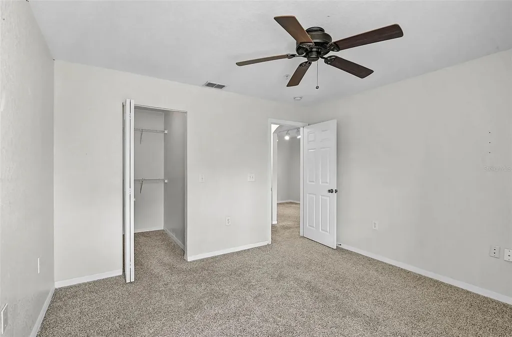 8827 Manor Loop Lakewood Ranch FL 34202