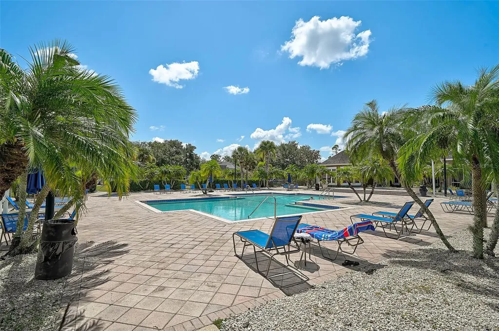 8827 Manor Loop Lakewood Ranch FL 34202