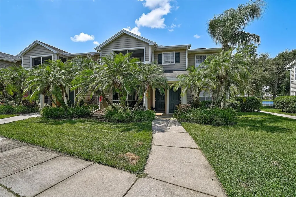 8827 Manor Loop Lakewood Ranch FL 34202