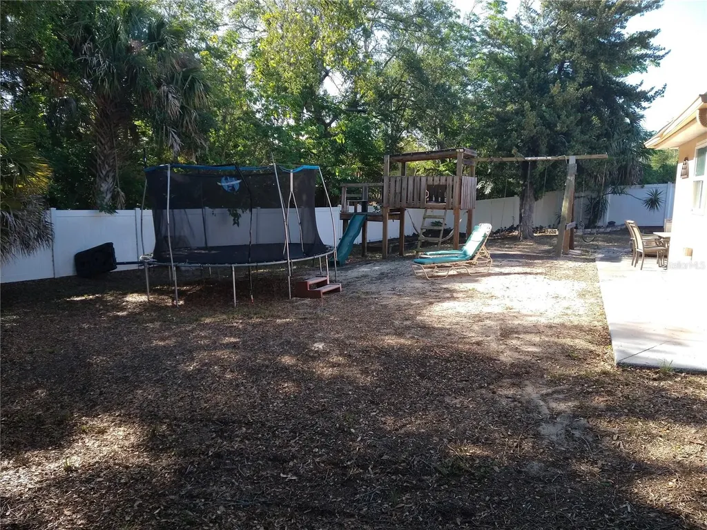 12910 College Hill Drive Hudson FL 34667