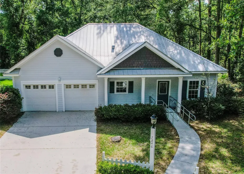 7246 Cardinal Trail Fanning Springs FL 32693