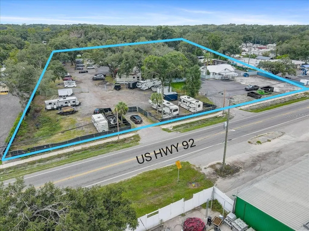 11325 E 92 Highway Seffner FL 33584