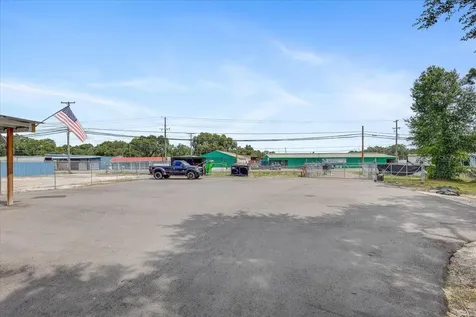 11325 E 92 Highway Seffner FL 33584