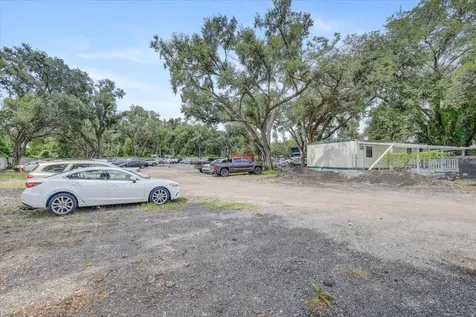 11325 E 92 Highway Seffner FL 33584