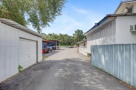 11325 E 92 Highway Seffner FL 33584