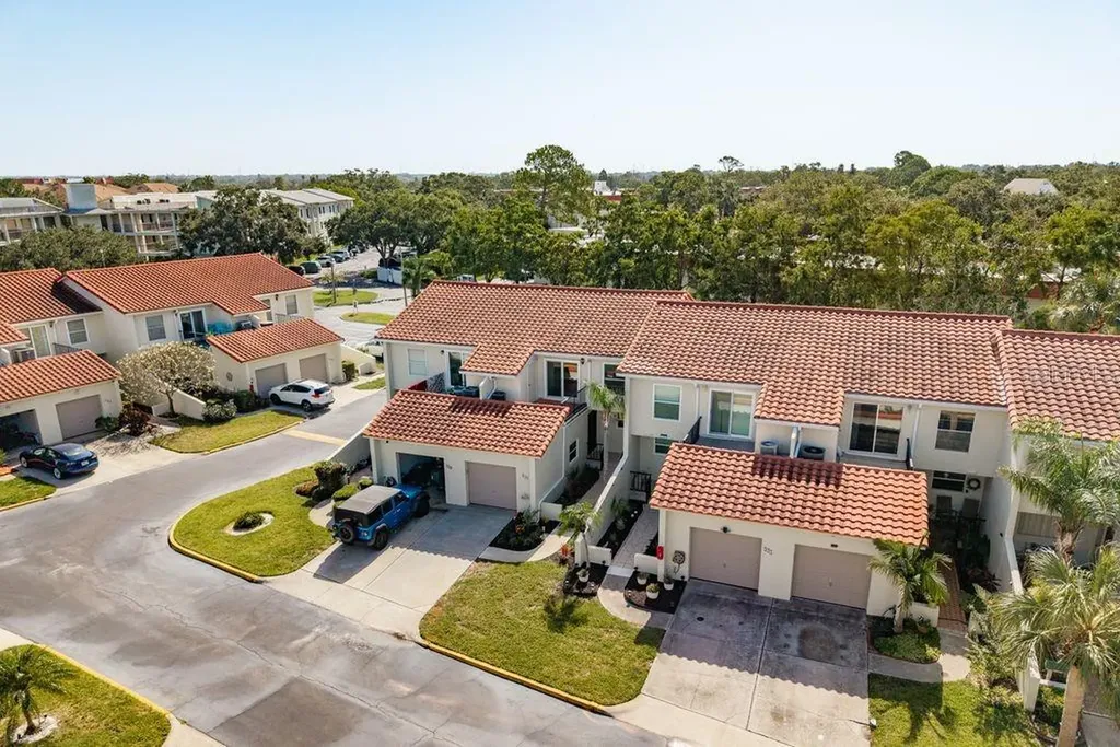 2700 Bayshore Boulevard Dunedin FL 34698