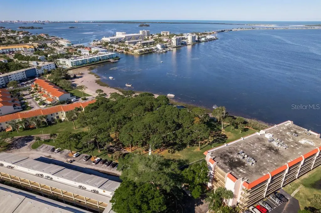 2700 Bayshore Boulevard Dunedin FL 34698