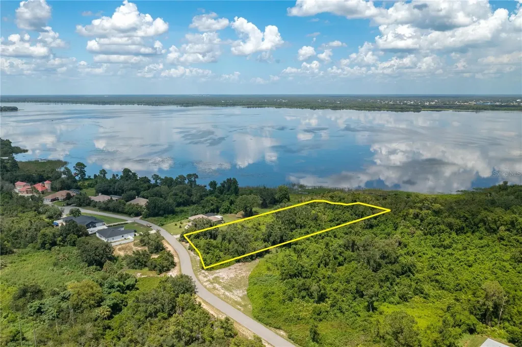 9041 & 9049 S Bay Drive Haines City FL 33844