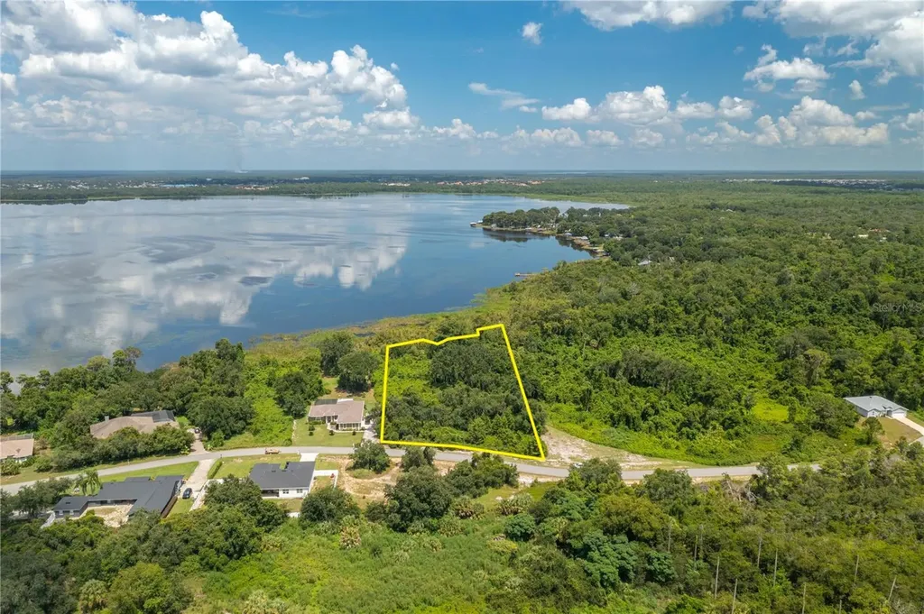 9041 & 9049 S Bay Drive Haines City FL 33844