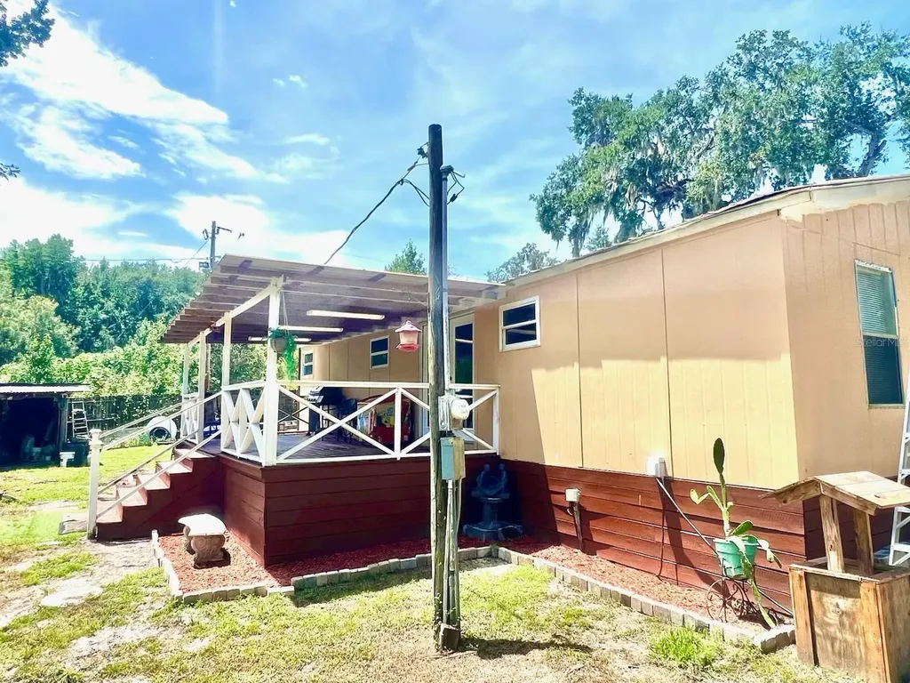 17045 NW 128th Terrace Reddick FL 32686