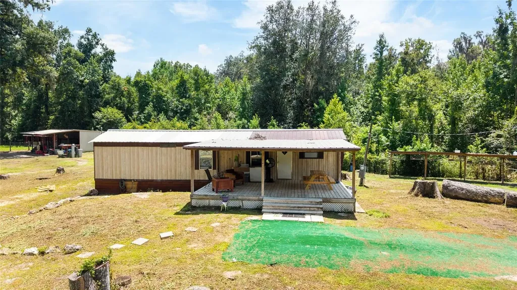 17045 NW 128th Terrace Reddick FL 32686