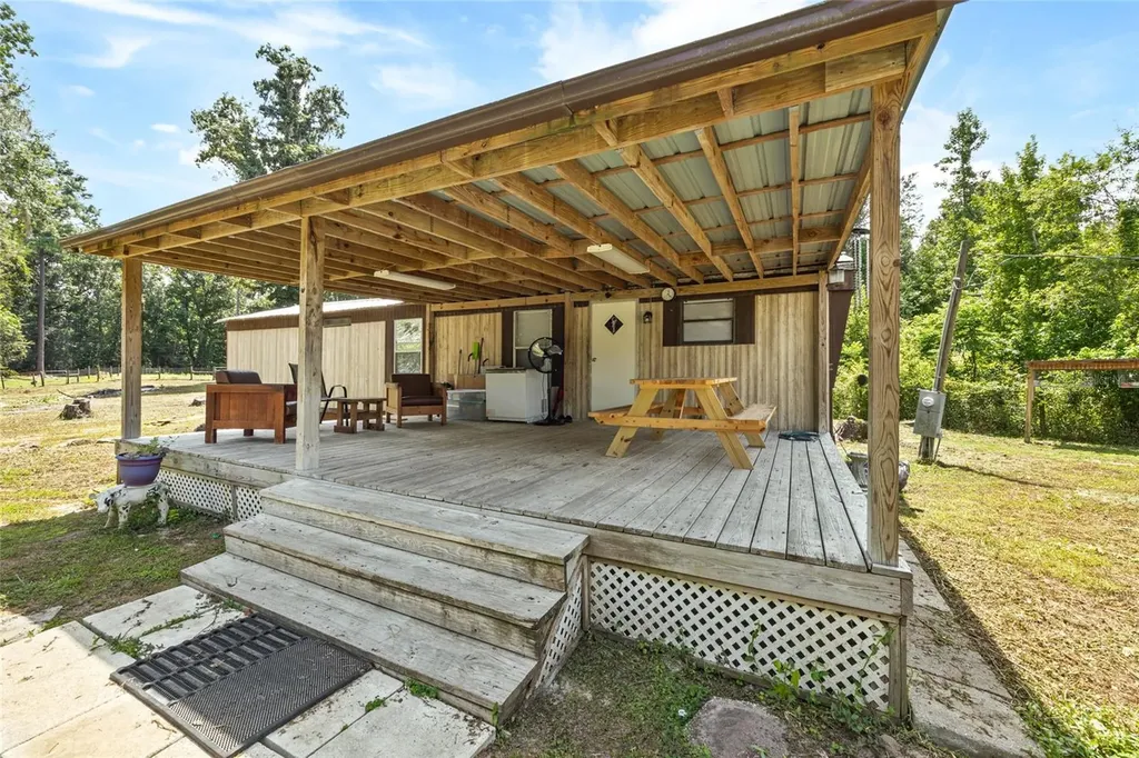 17045 NW 128th Terrace Reddick FL 32686