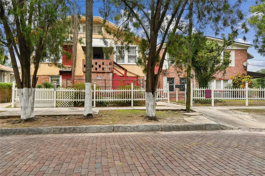 2402 N Highland Avenue Tampa FL 33602