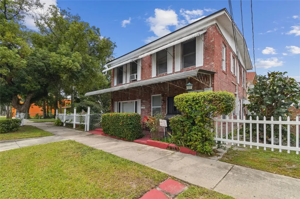 2402 N Highland Avenue Tampa FL 33602