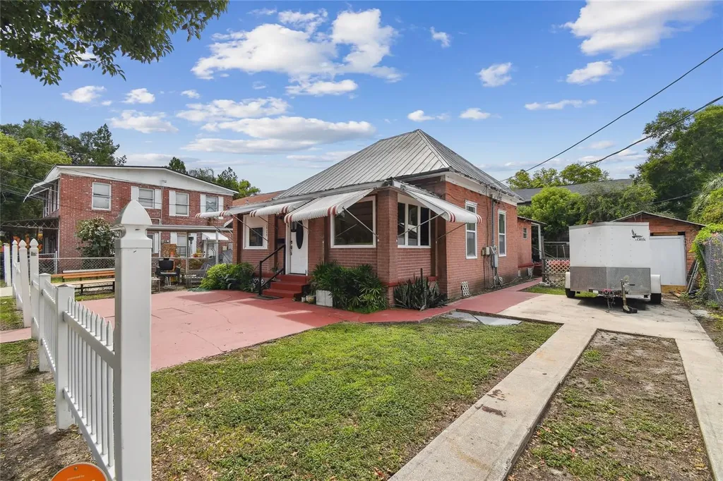2402 N Highland Avenue Tampa FL 33602