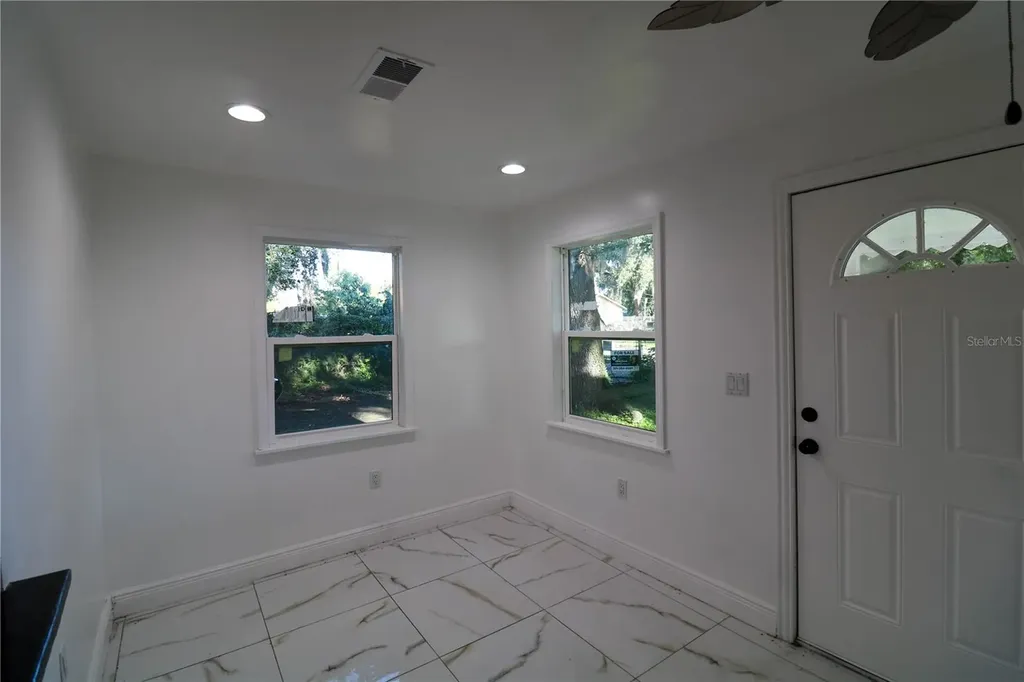 1518 Indiana Street Orlando FL 32805