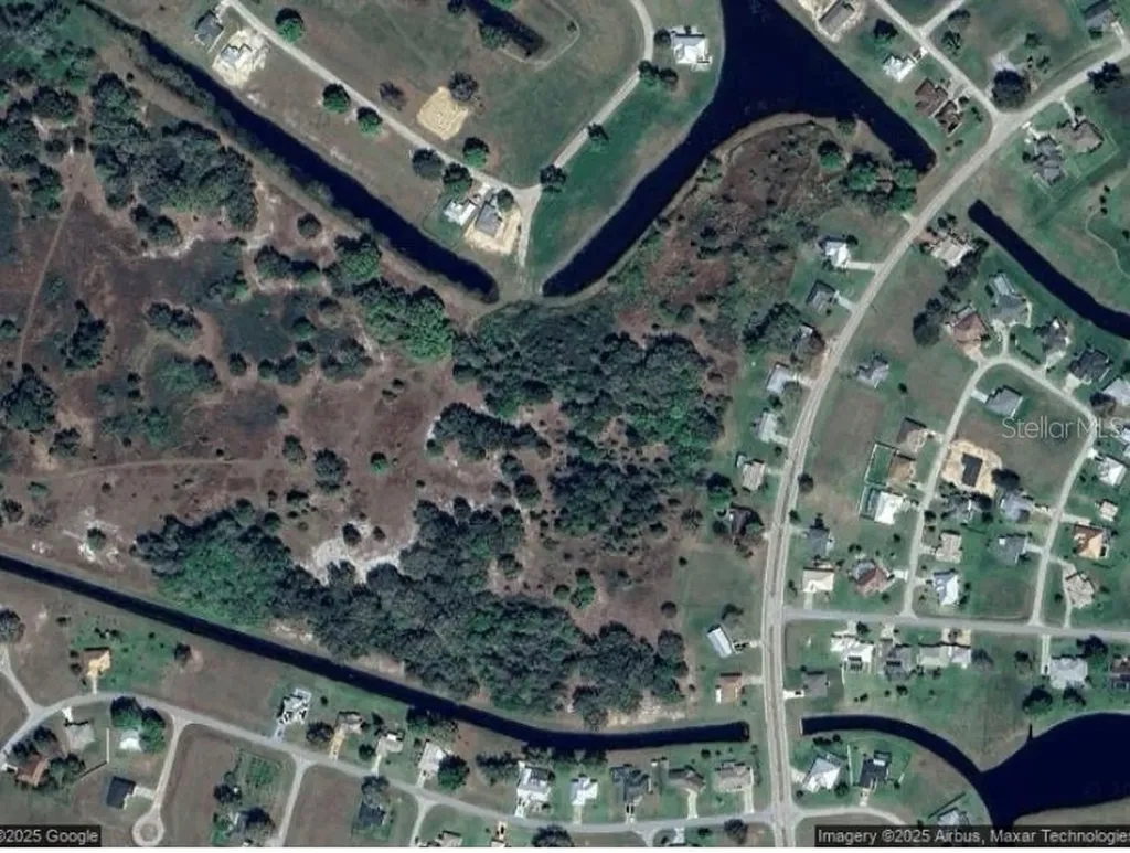 500 Foxhall Circle Sebring FL 33876